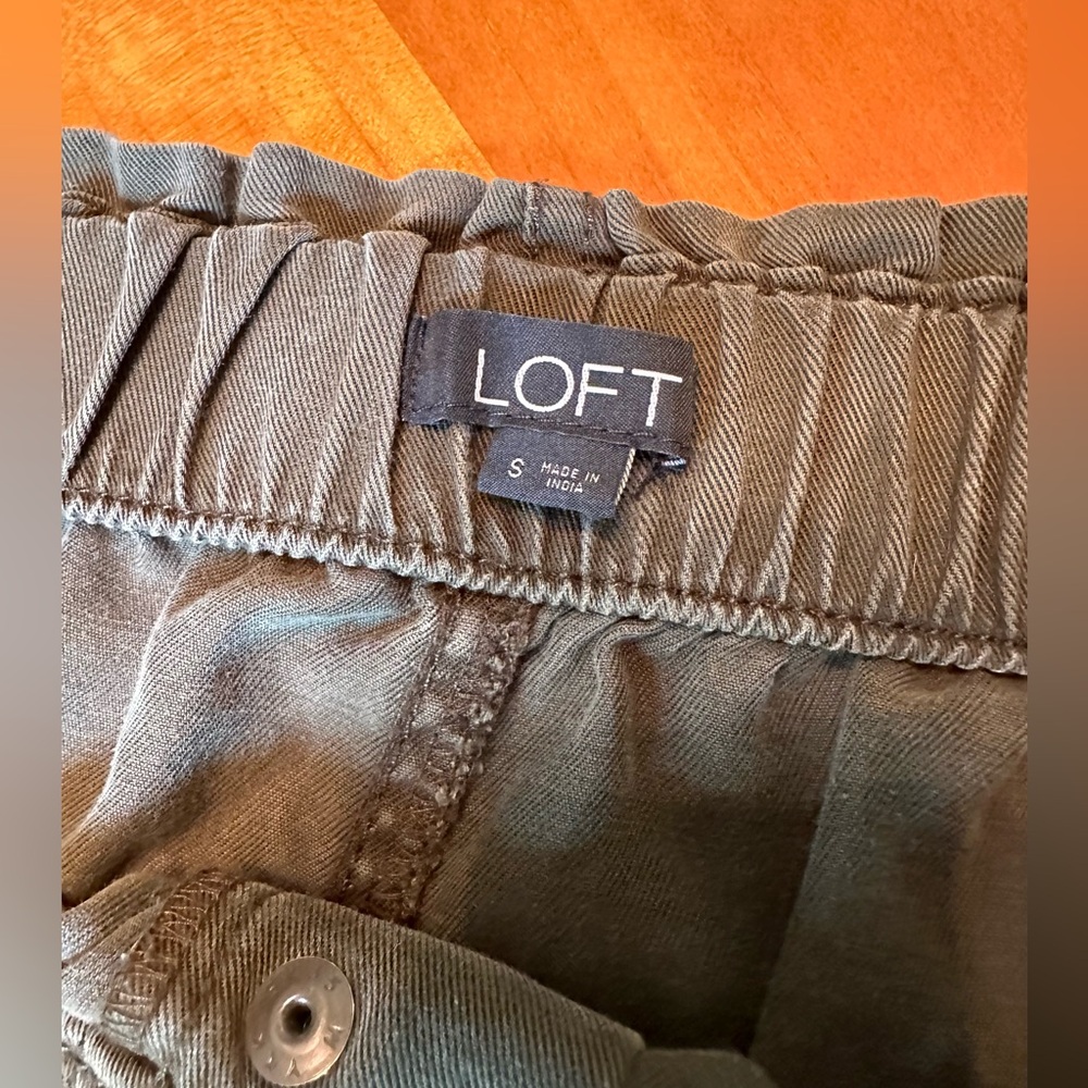 LOFT S Army Green Mini Skirt Cargo Utility Style Pockets Spring Summer - Picture 4 of 6